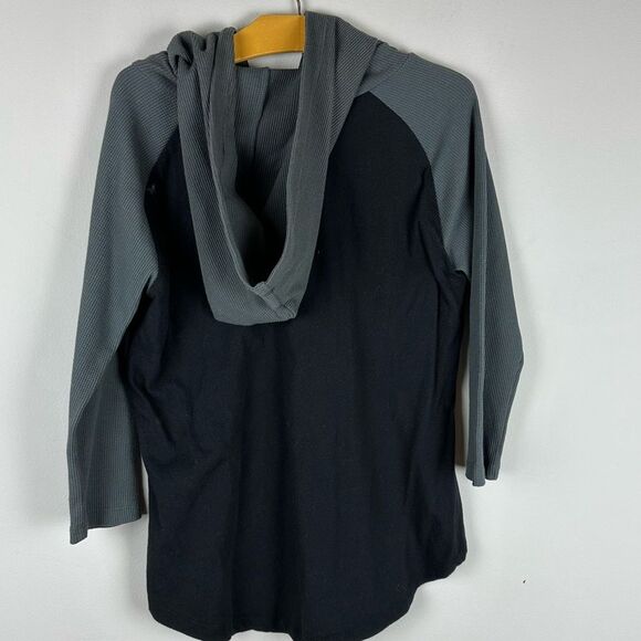 Zion Rootswear Johny Cash The Man in Black Graphic Hooded Long Sleeve Top sz L - Picture 4 of 5